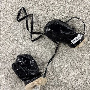 Black Mittens with Fur Trim